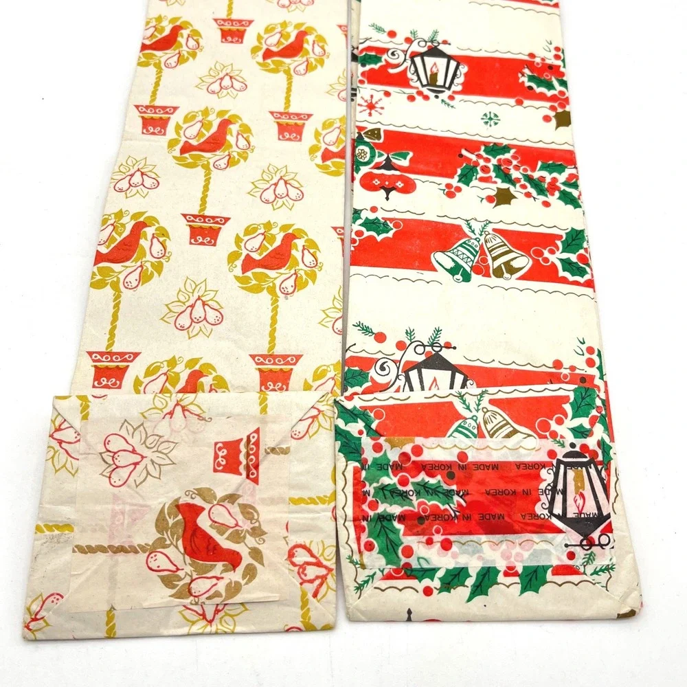 Vintage Christmas Gift Bags Set of 2 Tall Red Holly Lantern Bird‎ Potted Plant